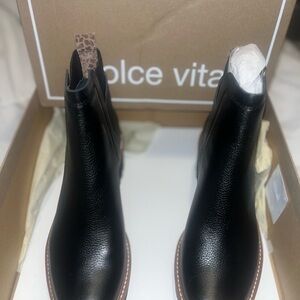 Dolce Vita Black Leather Ankle Booties